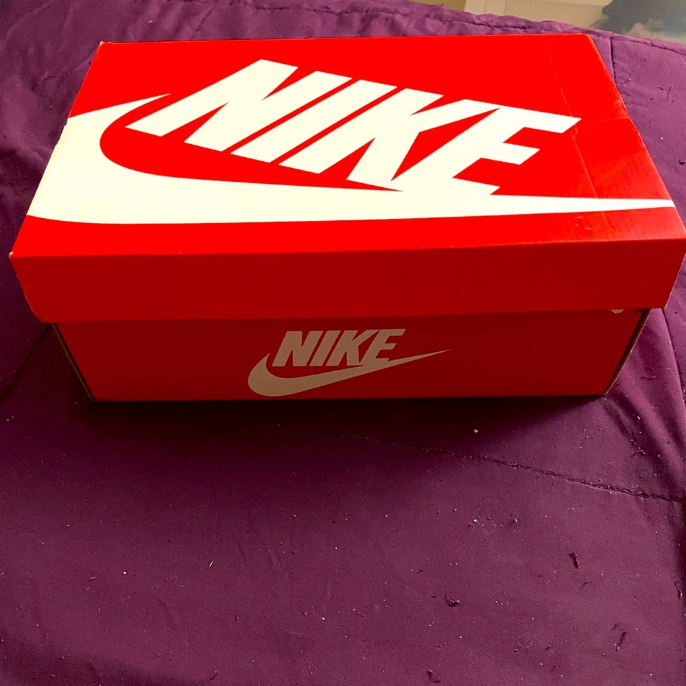 Product Name: Nike Air Max Plus